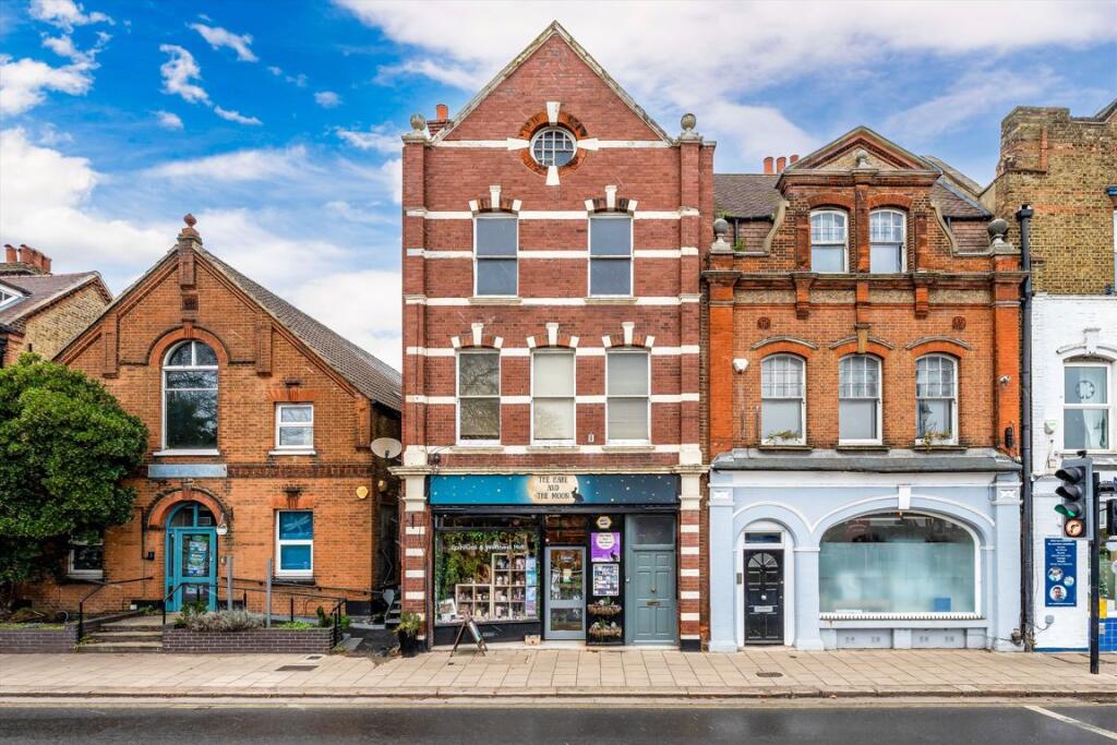 Main image of property: The Green, Twickenham