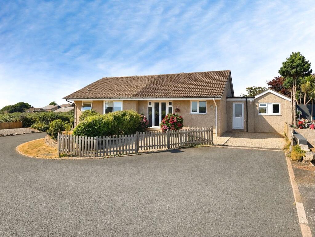 Main image of property: Hennock Road, Paignton, Devon, TQ4