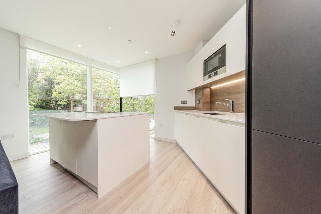 Apartment in London, Woodberry Down, Stoke Newington - View 3