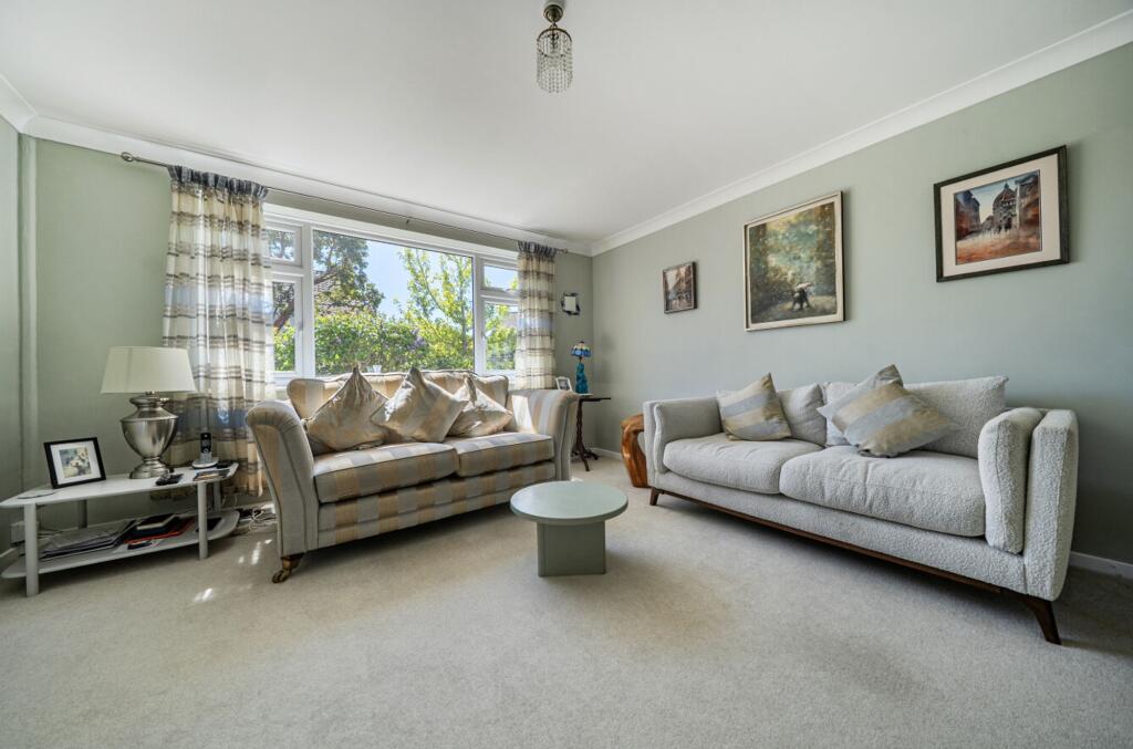 House in Arun, Aldwick - More