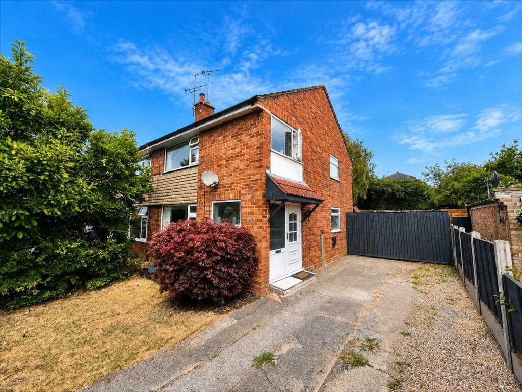 Main image of property: Fairway, Keyworth, Nottingham