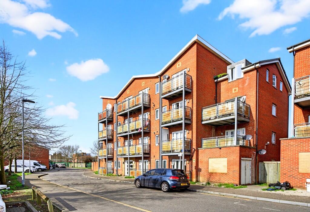 Main image of property: Roberts Place, Dagenham, London, RM10