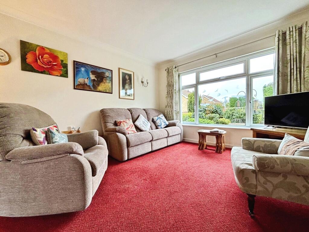 Piccadilly Way, Prestbury, Cheltenham photo 3