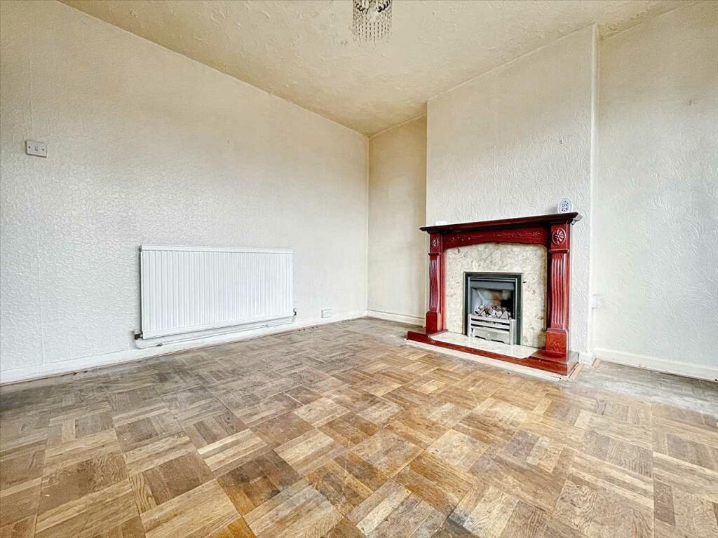 House in Ashfield, Sutton in Ashfield, Nottinghamshire - More