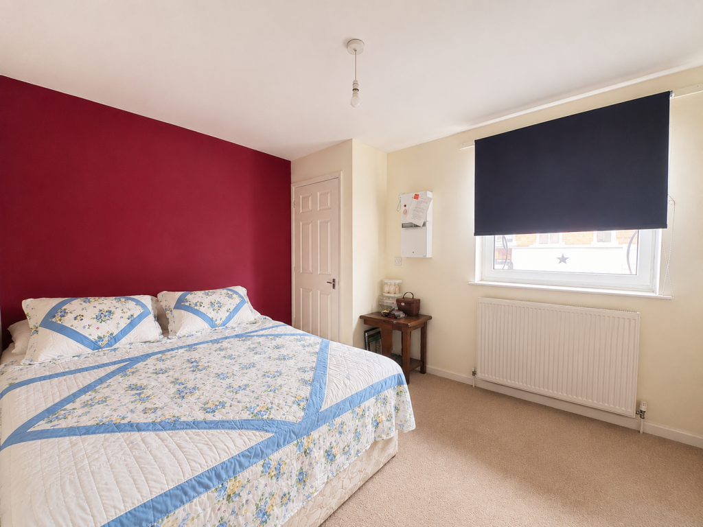 Apartment in Twickenham - View 5