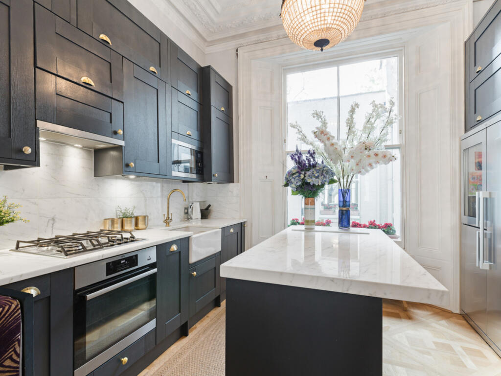 Apartment in London - View 4