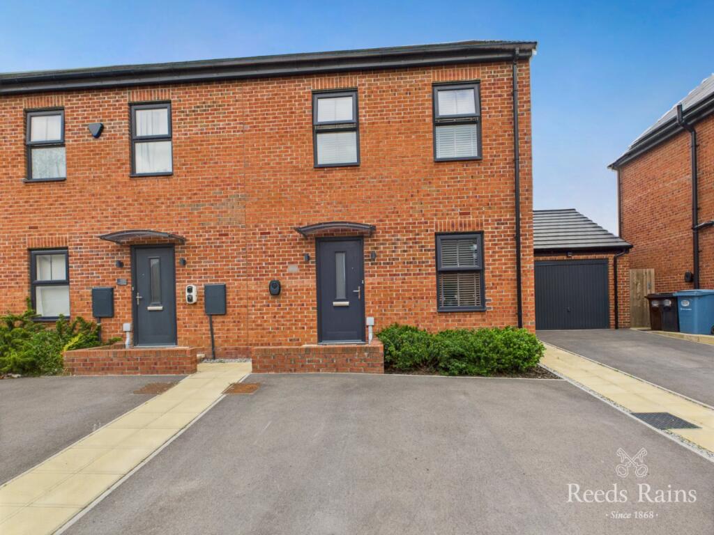 Main image of property: Imperial Way, Hull, East Yorkshire, HU9