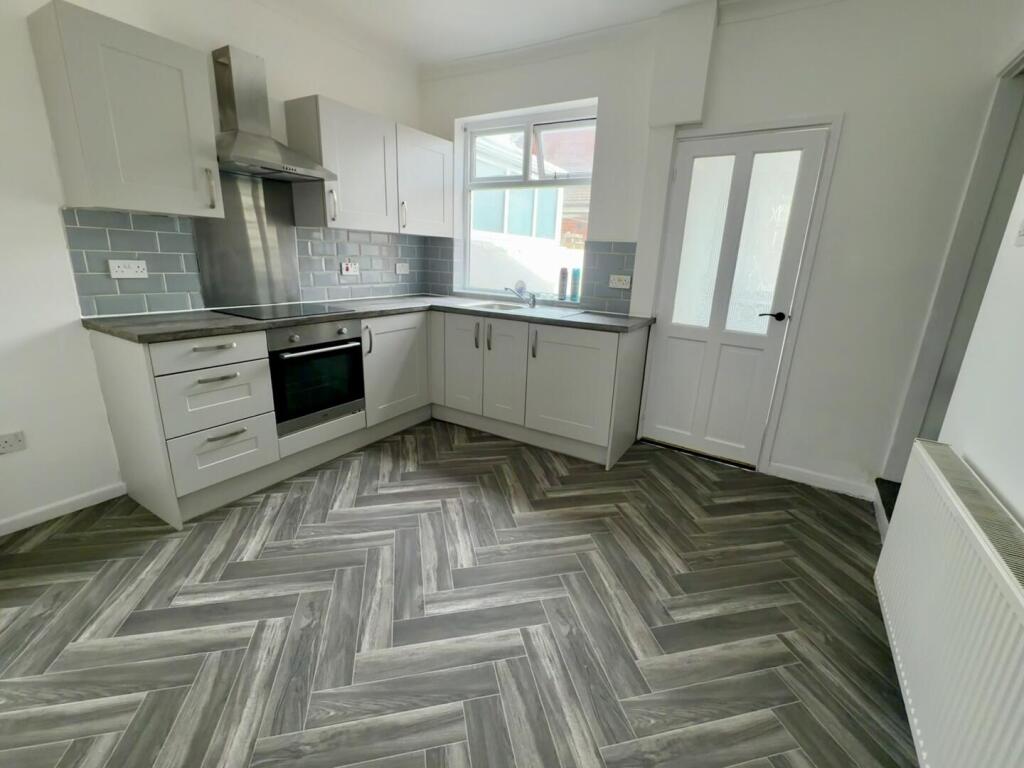 House in Preston - View 3