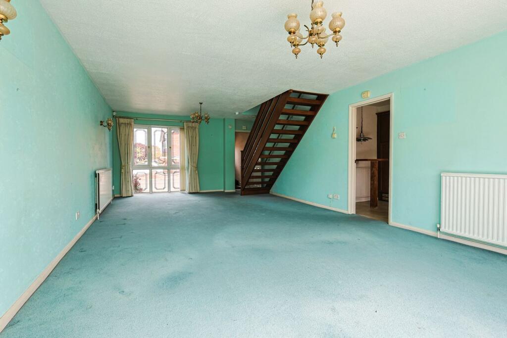 House in Enfield - View 5
