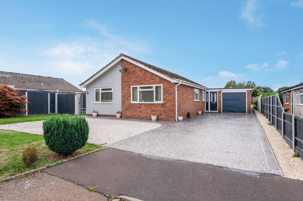 3-bed detached on Compit Hills, Cromer, NR27, £400,000