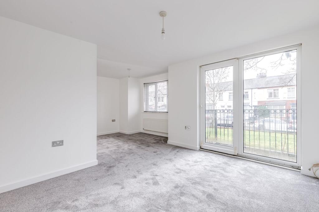 Apartment in Wigan, Greater Manchester - View 2