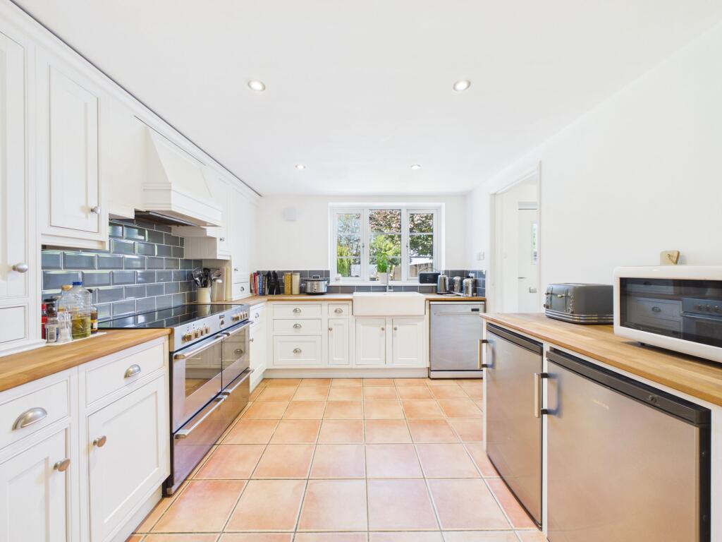 House in Worcester - More