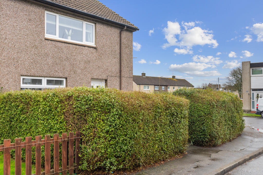 Main image of property: 34 Drumpark Avenue, Bo'ness, EH51