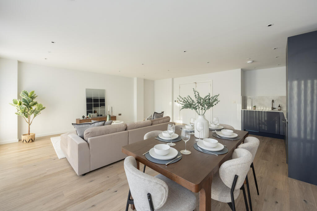Apartment in London - View 5