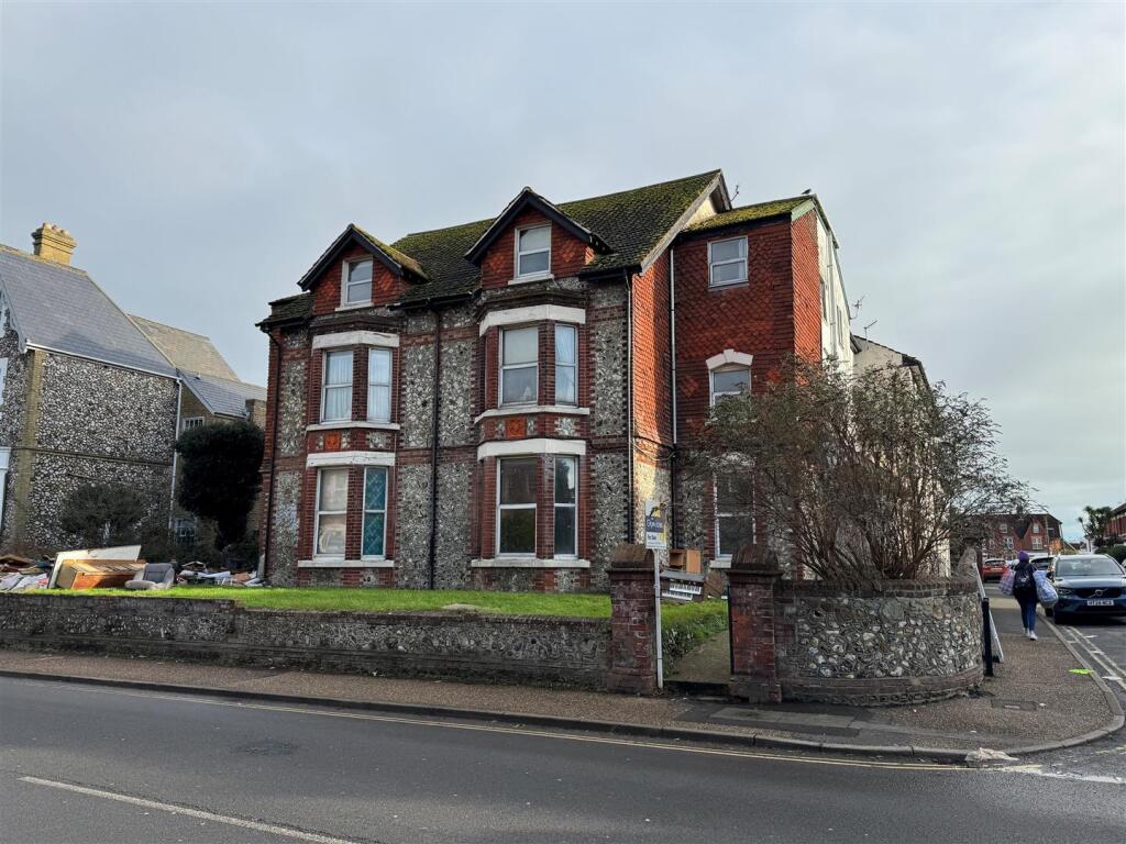 Arundel Road, Littlehampton photo 2