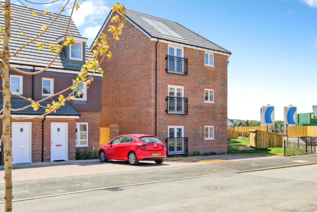 Apartment in Salisbury - View 2