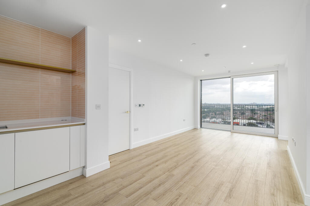 Apartment in Harrow - View 2