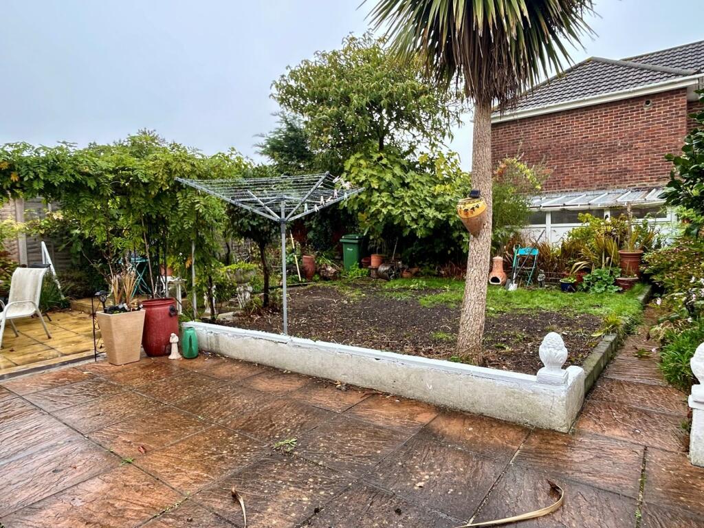 Additional image 2 of Gorleston Road, BRANKSOME, BH12