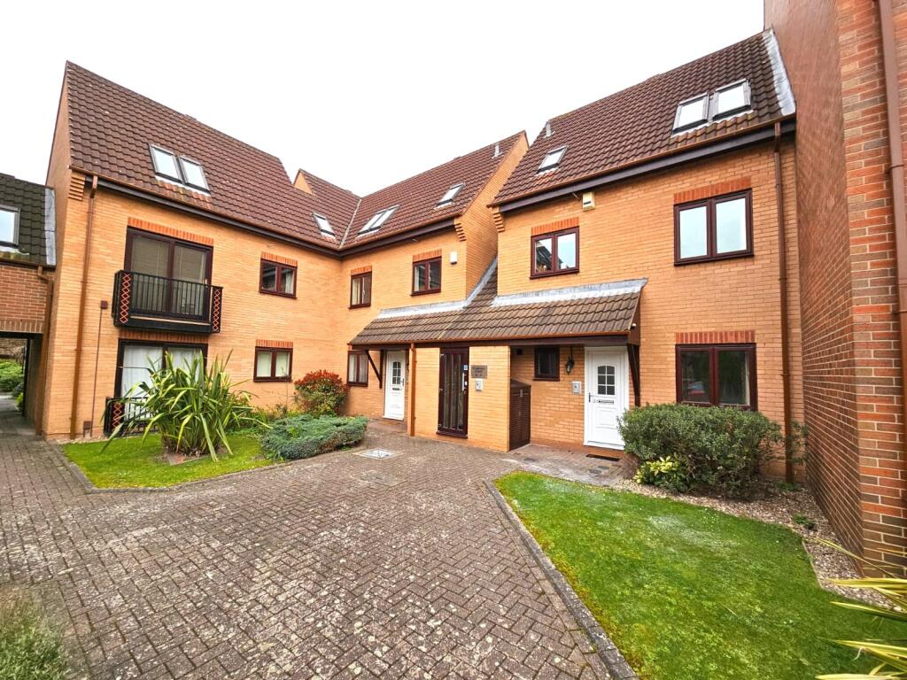 Main image of property: Flamingo Court, Nottingham, Nottinghamshire, NG7