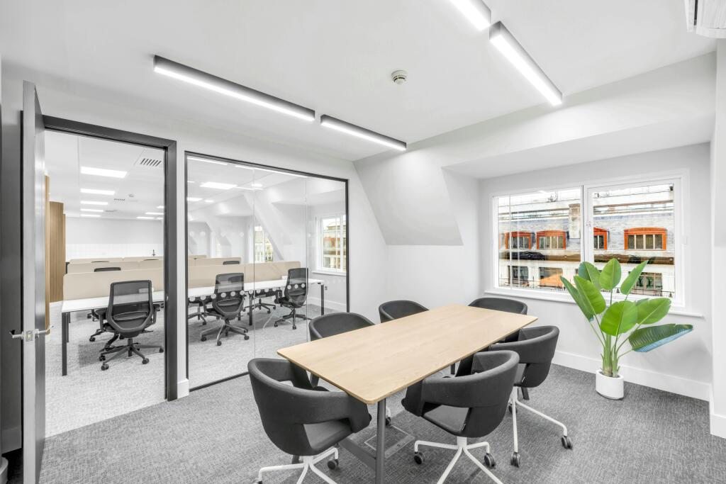 6d48db9d83ac0e8476023e0e1651a76f-9-kingsway-london-office-interior-commercial-real-estate-photography-jll-jsp2604.jpg