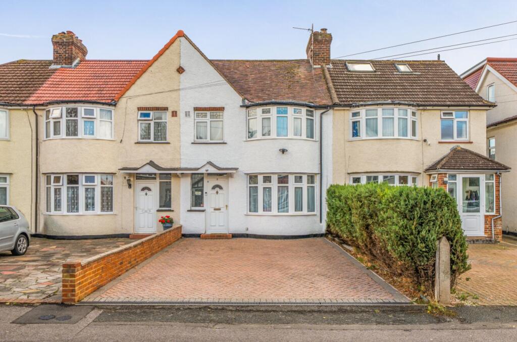 House in London, Benhilton - View 2