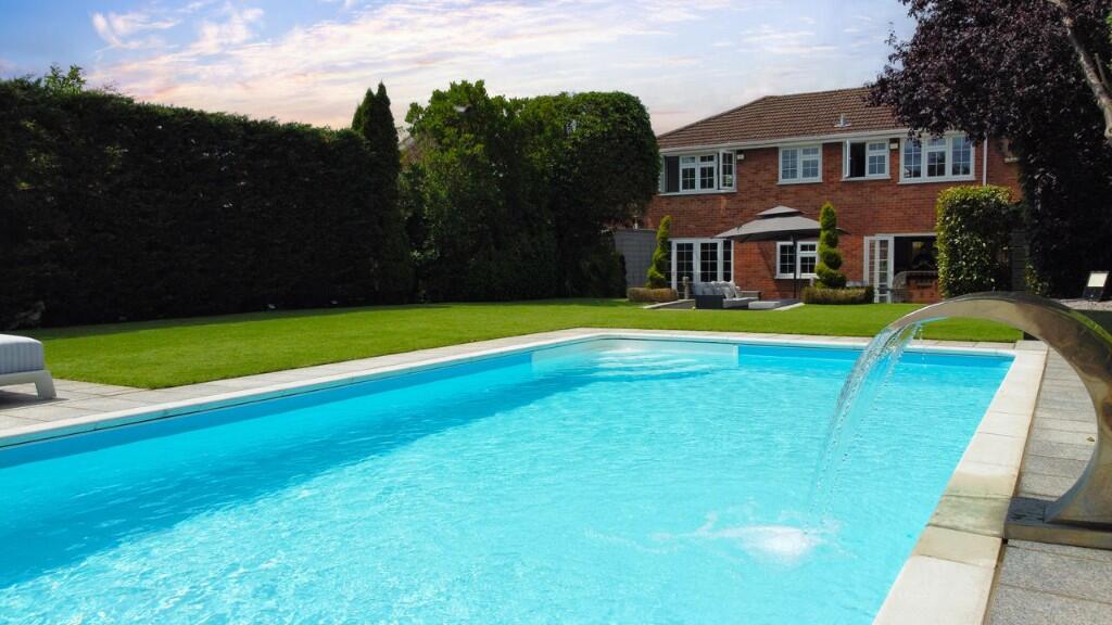 Main image of property: Monks Close, Broxbourne, Hertfordshire, EN10