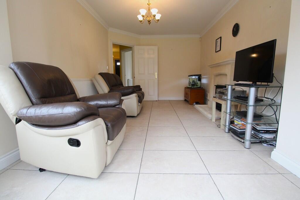 House in Milton Keynes, Clapham - View 4