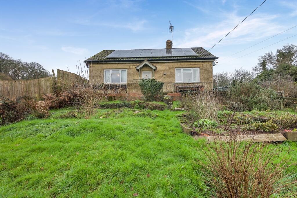 Main image of property: The Slad, Popes Hill, Newnham