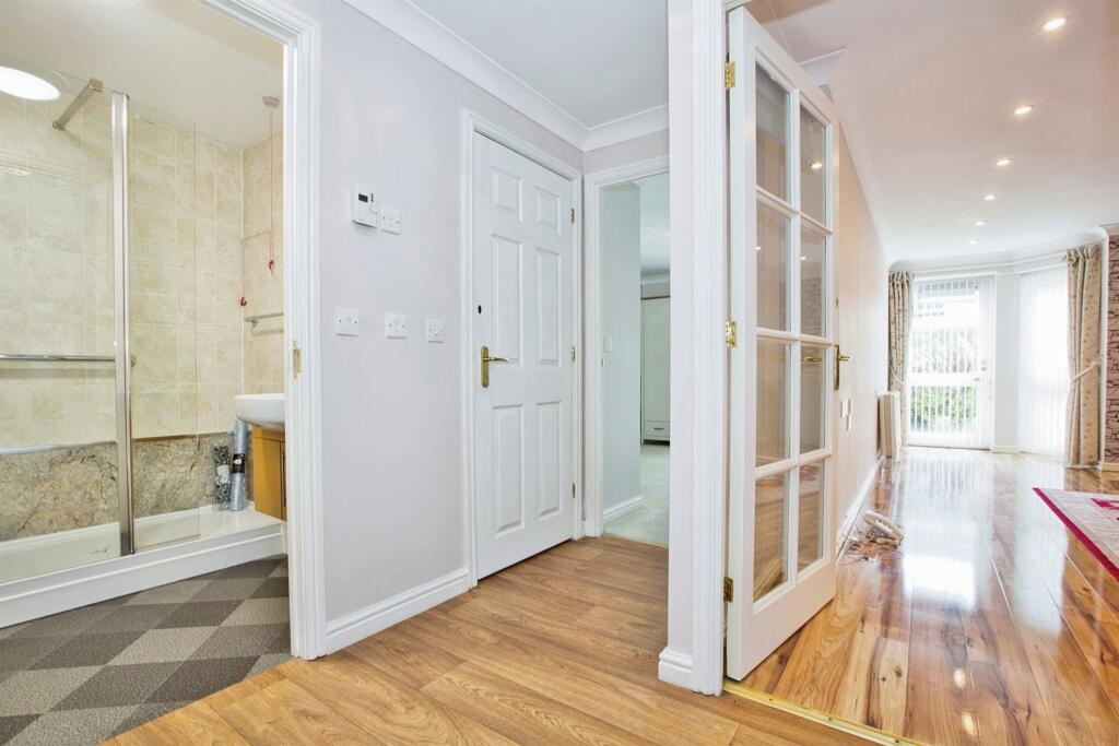 Additional image 5 of Somerton Road, Street