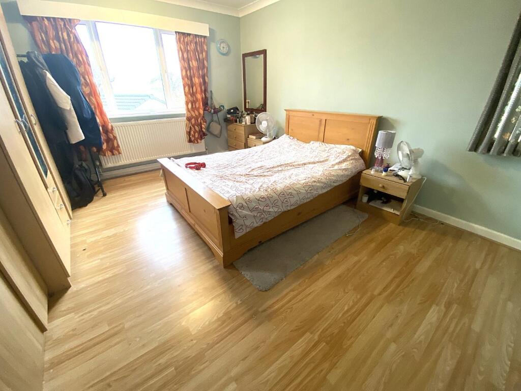 6 bedroom detached house for rent
