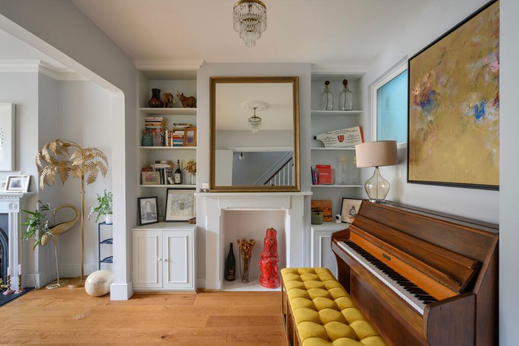 House in London - View 3