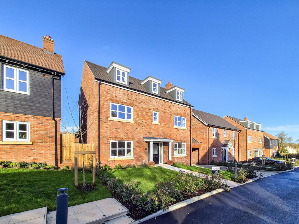 Main image of property: Venn Close, Dunmow, Essex, CM6