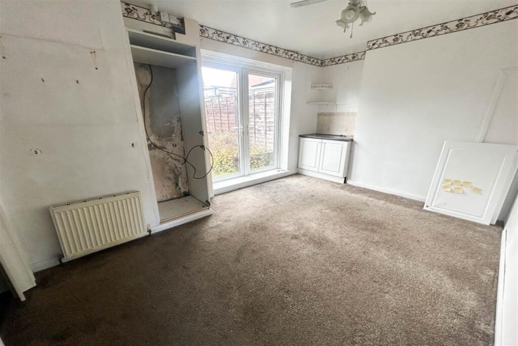 House in Sunderland - View 5