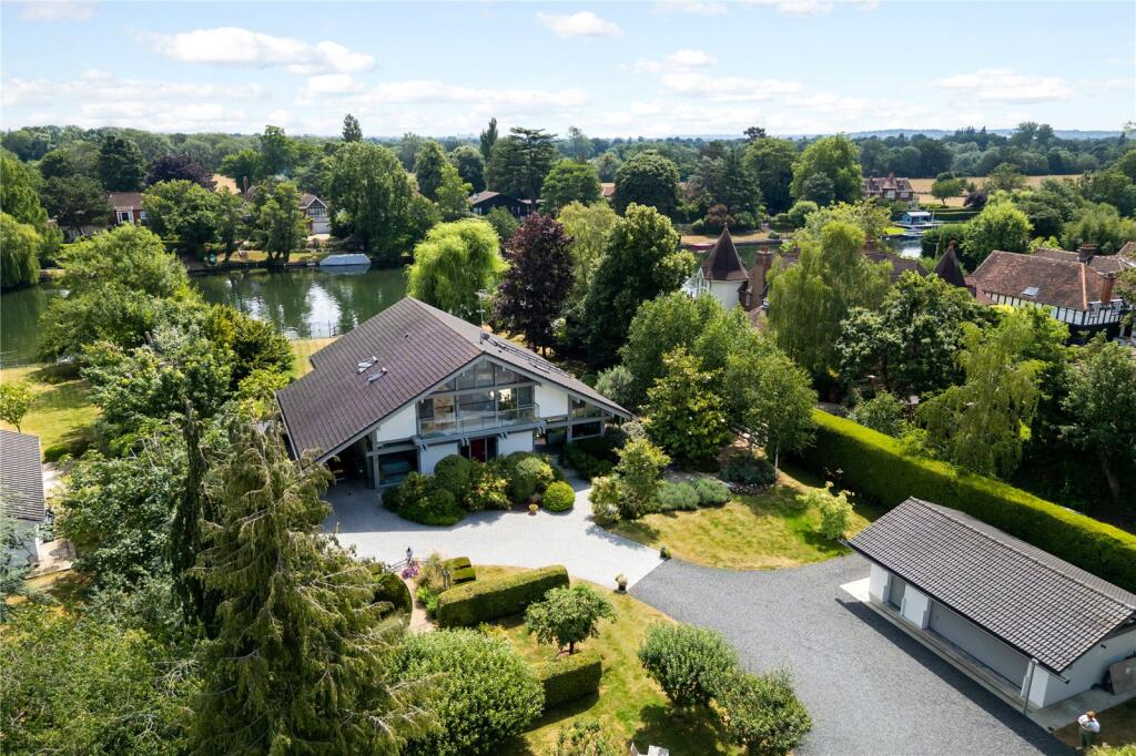 Main image of property: Chauntry Road, Maidenhead, Berkshire, SL6