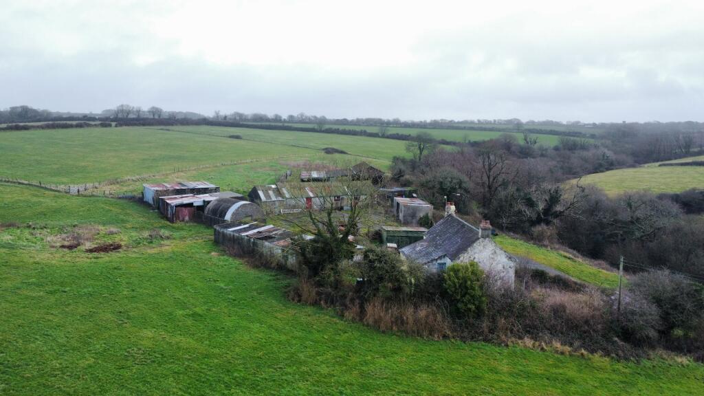Rickeston, Milford Haven, SA73 photo 2
