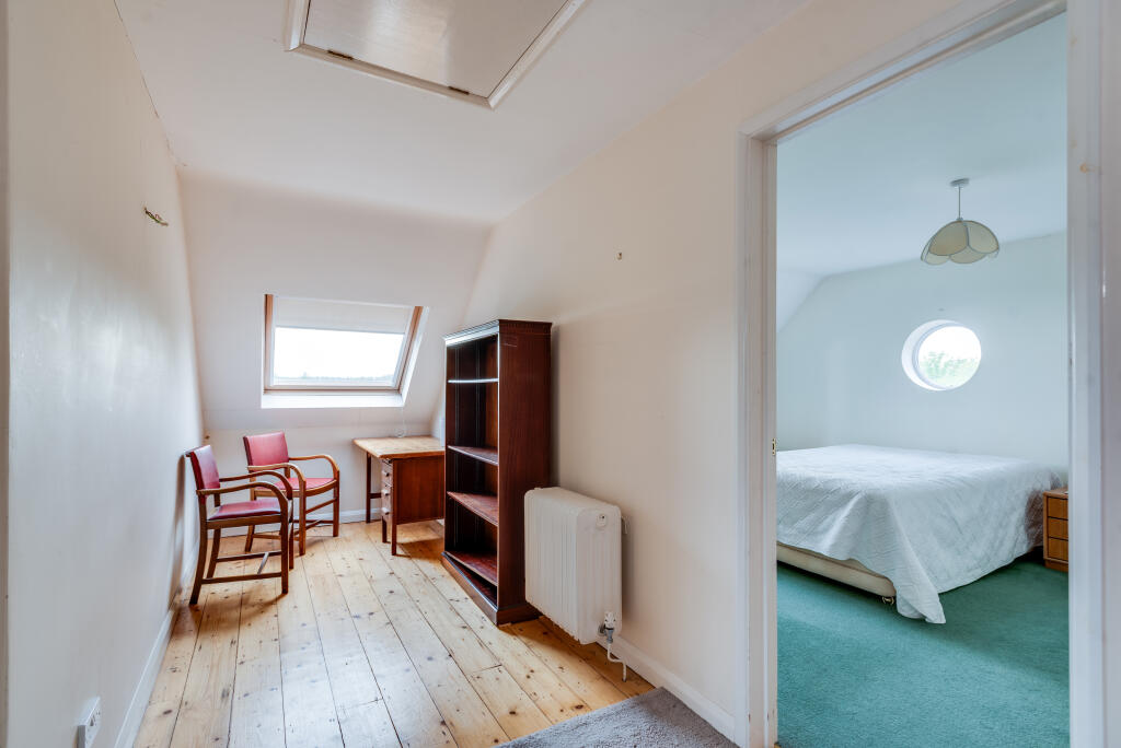 House in Didcot, Harwell - More