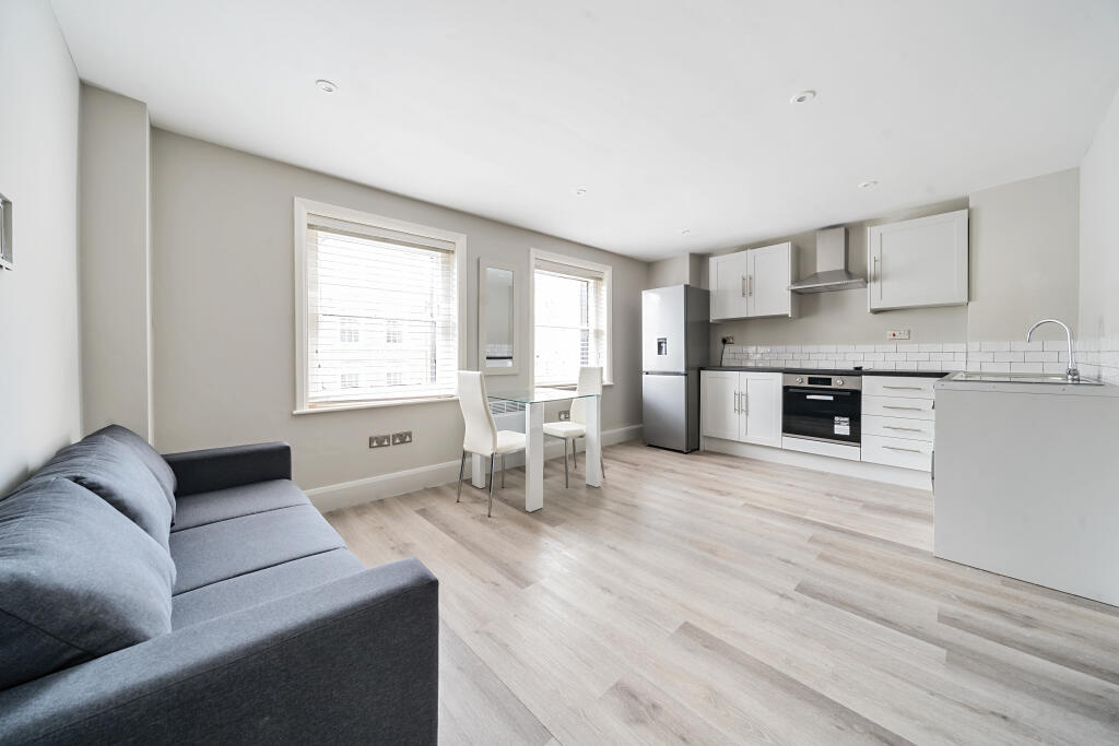 Main image of property: High Street, Windsor, Windsor And Maidenhead