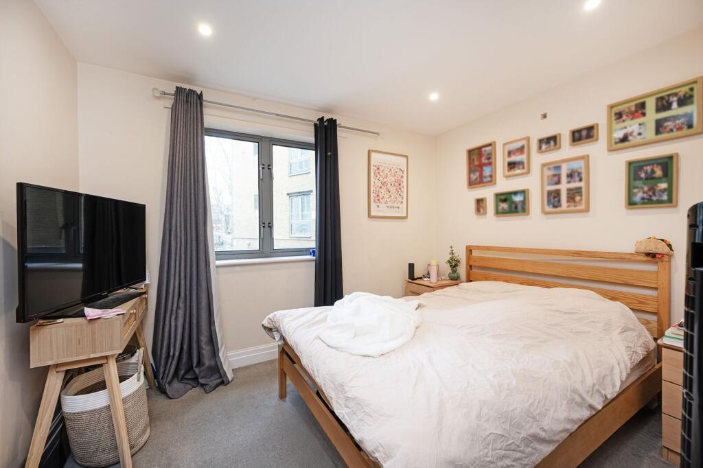 Apartment in London - View 2