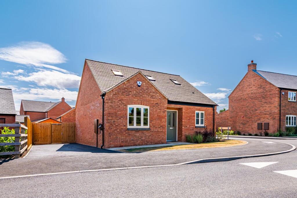 Main image of property: Ridge Way, North Kilworth, LE17