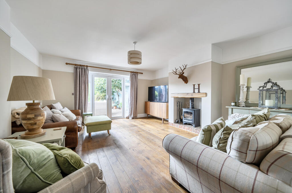 House in Eastleigh, Fair Oak and Horton Heath - View 2