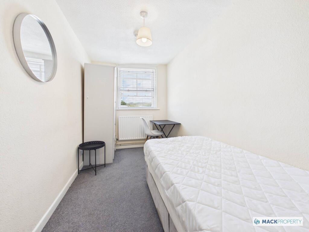 Main image of property: High Street, Cheltenham