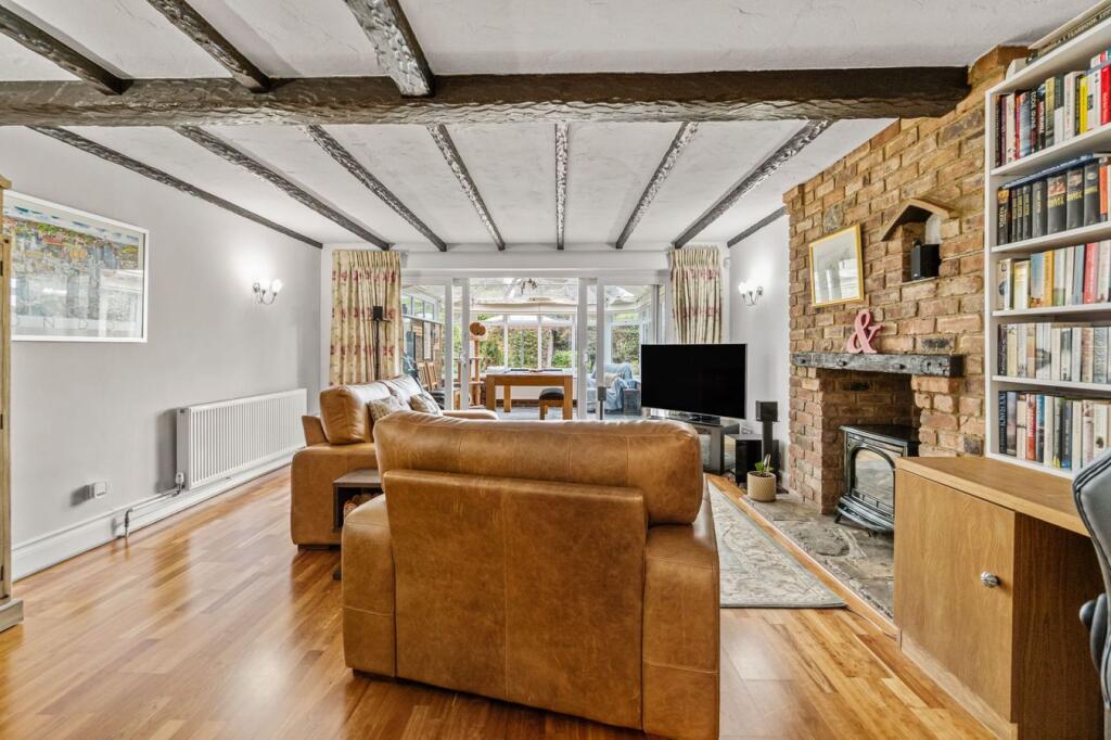 House in Redhill - View 5