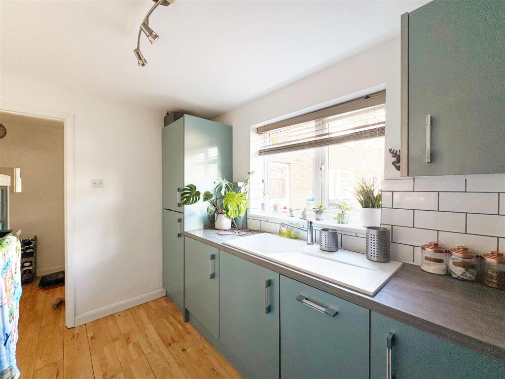 Apartment in Brighton - More
