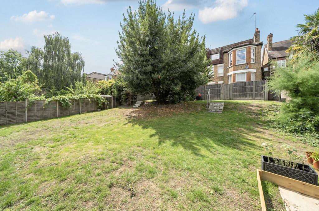 Main image of property: Ravensbourne Park, London, SE6 4XZ