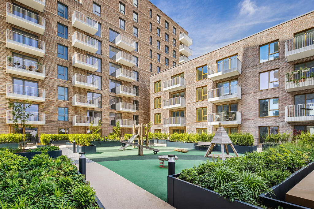 Headstone Drive,
Harrow,
HA1 4BF photo 3