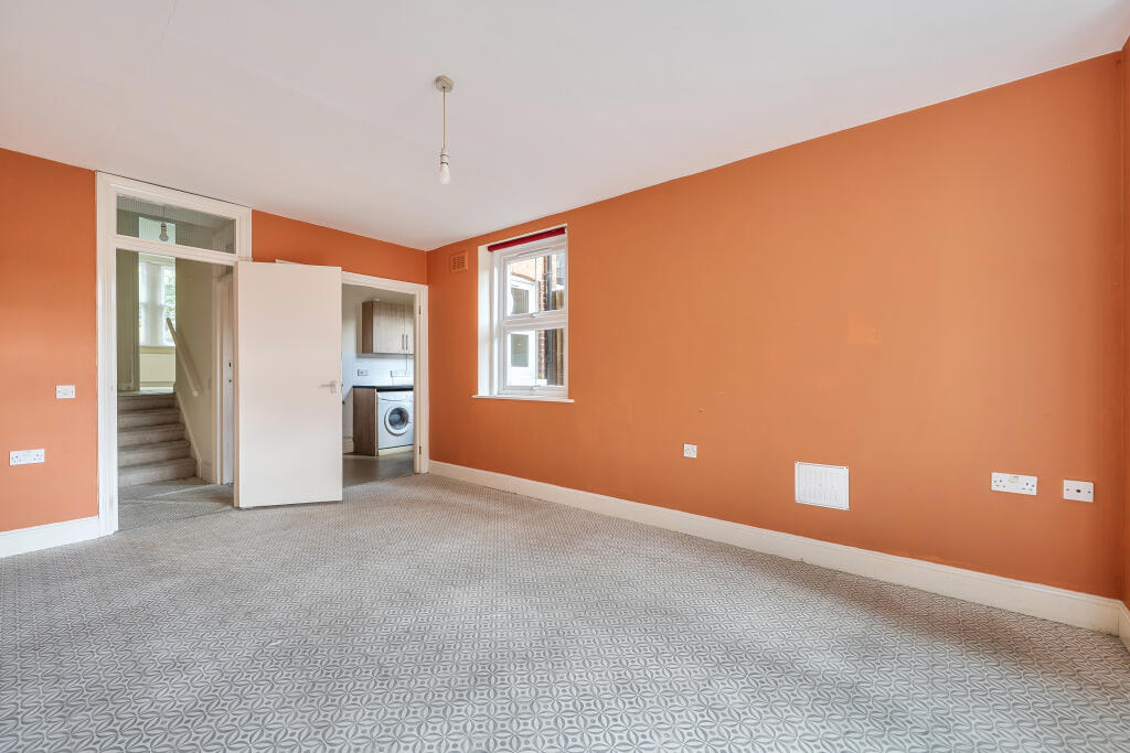 Apartment in London - View 2