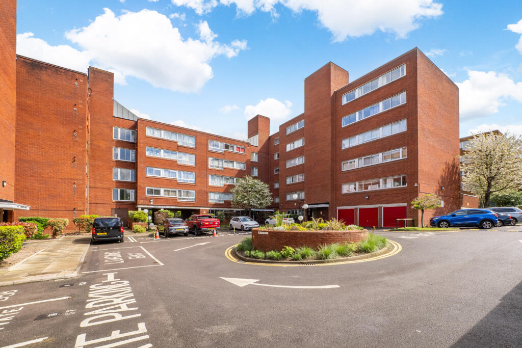 Main image of property: Homefield Park, Sutton, Surrey, SM1