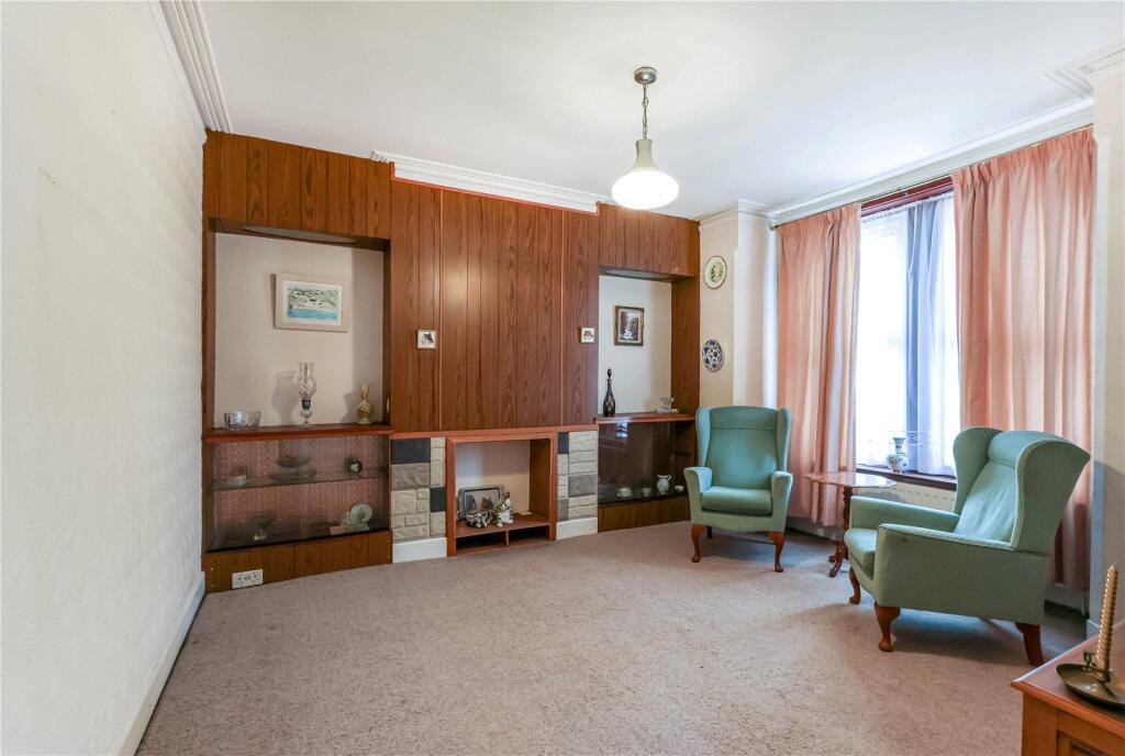 Malmesbury Park Road, Charminster, Bournemouth, BH8 photo 4