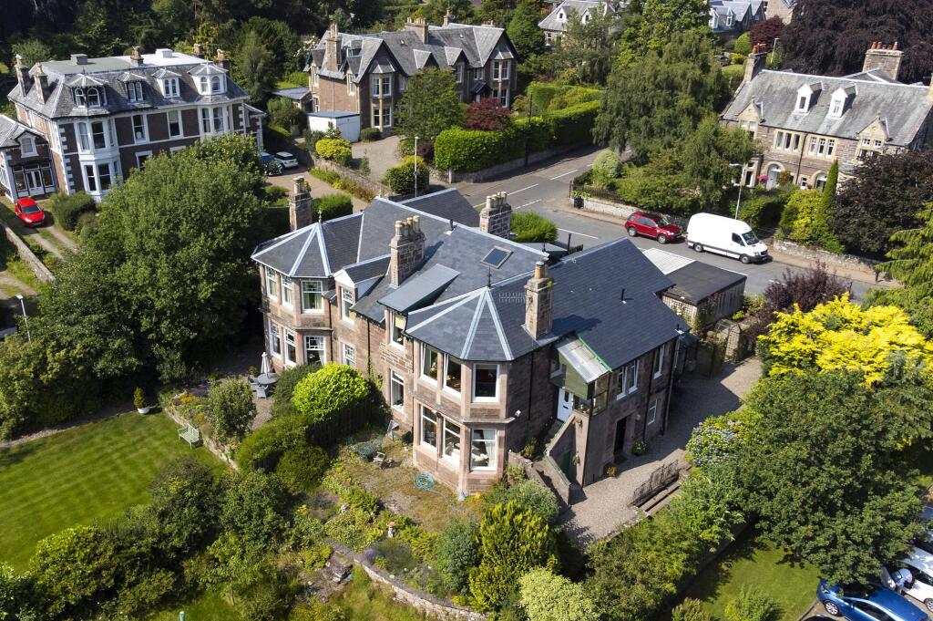 The Elms, Connaught Terrace, Crieff, Perth and Kinross photo 3