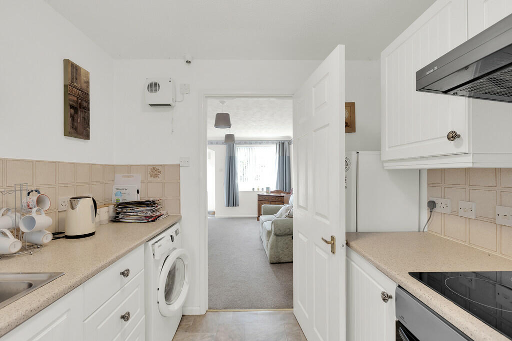 Apartment in Middlewich, Cheshire East - View 3